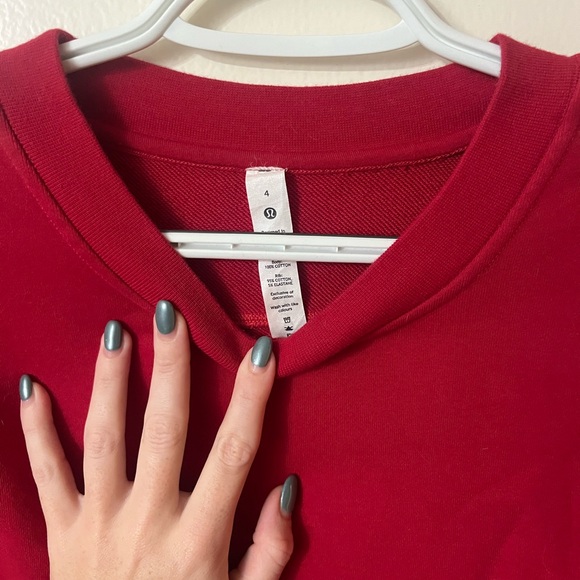 Lululemon Red Perfectly Oversized Crew - Picture 2 of 4